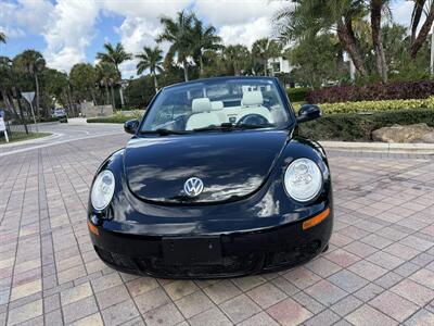 2010 Volkswagen New Beetle Convertible WOW !!LOW MILES 87K!! RARE COLOR !!CARFAX - Photo 50 - Pompano Beach, FL 33069
