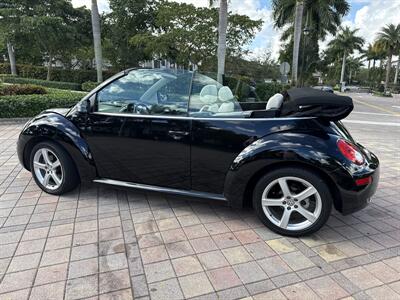 2010 Volkswagen New Beetle Convertible WOW !!LOW MILES 87K!! RARE COLOR !!CARFAX - Photo 57 - Pompano Beach, FL 33069