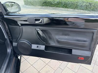 2010 Volkswagen New Beetle Convertible WOW !!LOW MILES 87K!! RARE COLOR !!CARFAX - Photo 69 - Pompano Beach, FL 33069