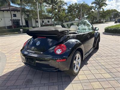 2010 Volkswagen New Beetle Convertible WOW !!LOW MILES 87K!! RARE COLOR !!CARFAX - Photo 63 - Pompano Beach, FL 33069