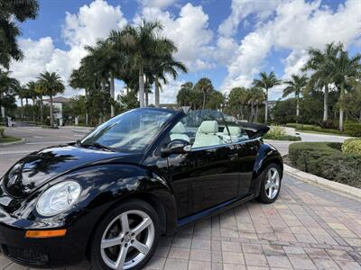 2010 Volkswagen New Beetle Convertible WOW !!LOW MILES 87K!! RARE COLOR !!CARFAX - Photo 48 - Pompano Beach, FL 33069