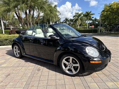 2010 Volkswagen New Beetle Convertible WOW !!LOW MILES 87K!! RARE COLOR !!CARFAX - Photo 60 - Pompano Beach, FL 33069
