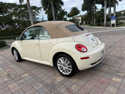 2008 Volkswagen New Beetle Convertible SE  WOW !! ONLY 76K !! CONVERTIBLE SE !!954-902-9298 !! NO ACCIDENTS!! - Photo 28 - Pompano Beach, FL 33069
