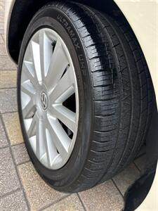 2008 Volkswagen New Beetle Convertible SE  WOW !! ONLY 76K !! CONVERTIBLE SE !!954-902-9298 !! NO ACCIDENTS!! - Photo 53 - Pompano Beach, FL 33069