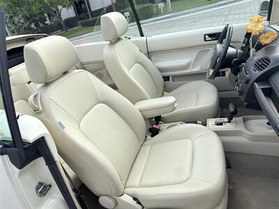 2008 Volkswagen New Beetle Convertible SE  WOW !! ONLY 76K !! CONVERTIBLE SE !!954-902-9298 !! NO ACCIDENTS!! - Photo 63 - Pompano Beach, FL 33069