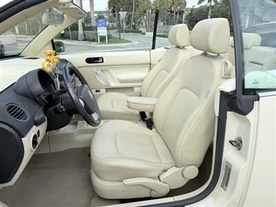 2008 Volkswagen New Beetle Convertible SE  WOW !! ONLY 76K !! CONVERTIBLE SE !!954-902-9298 !! NO ACCIDENTS!! - Photo 19 - Pompano Beach, FL 33069