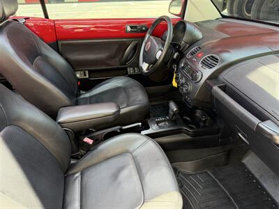 2010 Volkswagen Beetle Base PZEV  WOW !! ONLY 85K MILES !! POWER TOP !! HTD SEATS !! CALL NOW TO BUY IT NOW !!!954-902-9298 MATT - Photo 54 - Pompano Beach, FL 33069