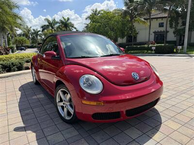 2010 Volkswagen Beetle Base PZEV  WOW !! ONLY 85K MILES !! POWER TOP !! HTD SEATS !! CALL NOW TO BUY IT NOW !!!954-902-9298 MATT - Photo 11 - Pompano Beach, FL 33069