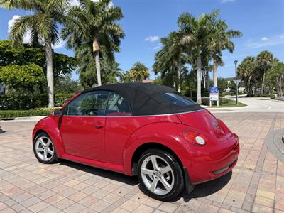 2010 Volkswagen Beetle Base PZEV  WOW !! ONLY 85K MILES !! POWER TOP !! HTD SEATS !! CALL NOW TO BUY IT NOW !!!954-902-9298 MATT - Photo 31 - Pompano Beach, FL 33069
