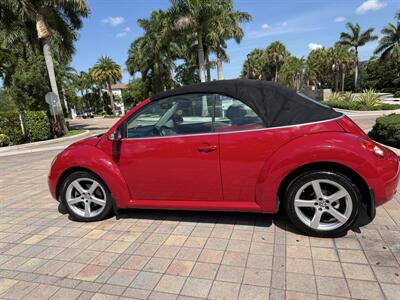 2010 Volkswagen Beetle Base PZEV  WOW !! ONLY 85K MILES !! POWER TOP !! HTD SEATS !! CALL NOW TO BUY IT NOW !!!954-902-9298 MATT - Photo 27 - Pompano Beach, FL 33069