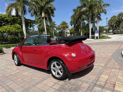 2010 Volkswagen Beetle Base PZEV  WOW !! ONLY 85K MILES !! POWER TOP !! HTD SEATS !! CALL NOW TO BUY IT NOW !!!954-902-9298 MATT - Photo 36 - Pompano Beach, FL 33069