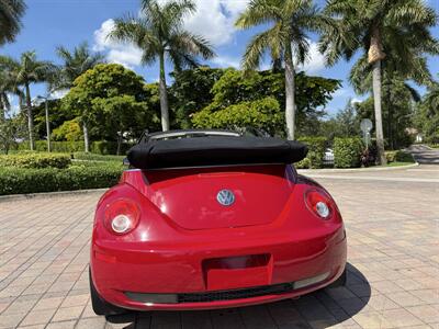2010 Volkswagen Beetle Base PZEV  WOW !! ONLY 85K MILES !! POWER TOP !! HTD SEATS !! CALL NOW TO BUY IT NOW !!!954-902-9298 MATT - Photo 14 - Pompano Beach, FL 33069