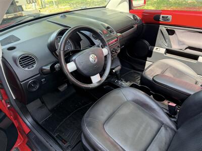 2010 Volkswagen Beetle Base PZEV  WOW !! ONLY 85K MILES !! POWER TOP !! HTD SEATS !! CALL NOW TO BUY IT NOW !!!954-902-9298 MATT - Photo 47 - Pompano Beach, FL 33069