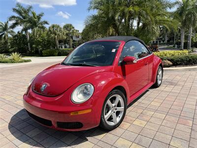 2010 Volkswagen Beetle Base PZEV  WOW !! ONLY 85K MILES !! POWER TOP !! HTD SEATS !! CALL NOW TO BUY IT NOW !!!954-902-9298 MATT - Photo 9 - Pompano Beach, FL 33069