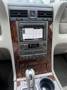 2013 Lincoln Navigator   - Photo 17 - Pompano Beach, FL 33069