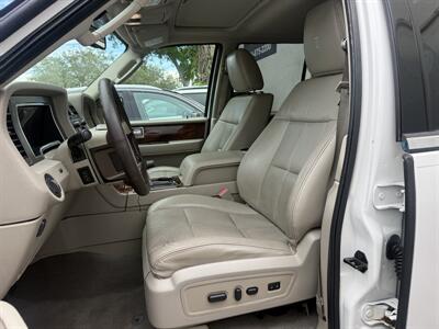 2013 Lincoln Navigator   - Photo 25 - Pompano Beach, FL 33069