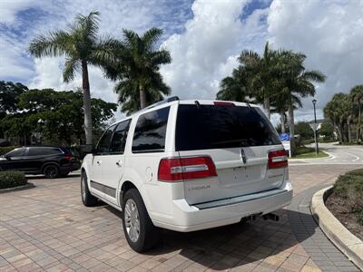 2013 Lincoln Navigator   - Photo 11 - Pompano Beach, FL 33069