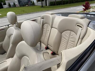 2008 Mercedes-Benz CLK CLK 350  CONVERTIBLE ONLY 69K MILES !! GARAGE KEPT !! NAVIGATION !! HTD SEATS !!   CARFAX .... - Photo 35 - Pompano Beach, FL 33069