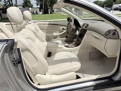 2008 Mercedes-Benz CLK CLK 350  CONVERTIBLE ONLY 69K MILES !! GARAGE KEPT !! NAVIGATION !! HTD SEATS !!   CARFAX .... - Photo 40 - Pompano Beach, FL 33069