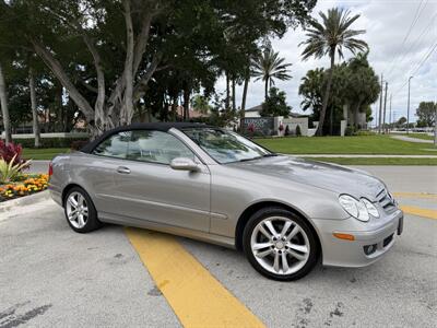 2008 Mercedes-Benz CLK CLK 350  CONVERTIBLE ONLY 69K MILES !! GARAGE KEPT !! NAVIGATION !! HTD SEATS !!   CARFAX .... - Photo 2 - Pompano Beach, FL 33069