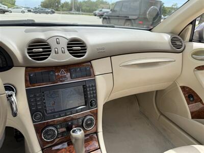 2008 Mercedes-Benz CLK CLK 350  CONVERTIBLE ONLY 69K MILES !! GARAGE KEPT !! NAVIGATION !! HTD SEATS !!   CARFAX .... - Photo 49 - Pompano Beach, FL 33069