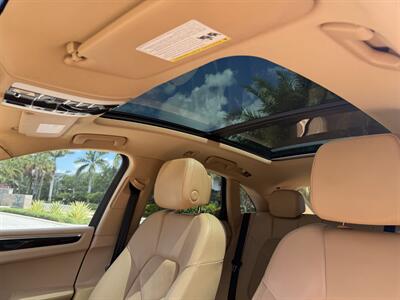 2016 Porsche Macan S  WOW !! 1 OWNER CAR !! VERY CLEAN !!  NAVI, CAMERA , AWD !!CARFAX CERTIFIED !! - Photo 13 - Pompano Beach, FL 33069
