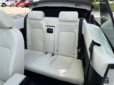 2007 Volkswagen New Beetle Convertible Triple White  wow !! EXTREMELY RARE !! 1 OWNER !!LOW MILES 75K!! CLEAN CARFAX !!GARAGE KEPT !!! - Photo 46 - Pompano Beach, FL 33069