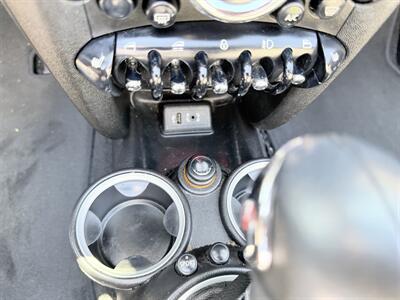 2015 MINI Convertible Cooper S  WOW !! ONLY 45K MILES !!! CONVERTIBLE !!HOT COLOR !!! POWER TOP !! HDT SEATS !! CALL NOW 954-902-9298 !!! - Photo 55 - Pompano Beach, FL 33069