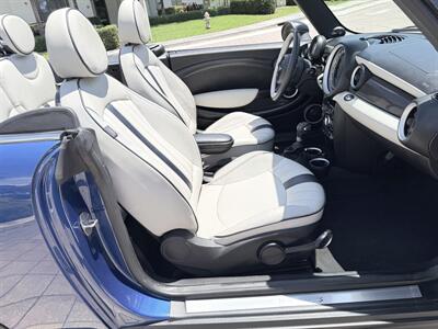 2015 MINI Convertible Cooper S  WOW !! ONLY 45K MILES !!! CONVERTIBLE !!HOT COLOR !!! POWER TOP !! HDT SEATS !! CALL NOW 954-902-9298 !!! - Photo 25 - Pompano Beach, FL 33069