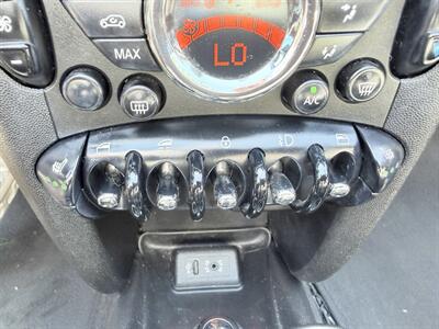 2015 MINI Convertible Cooper S  WOW !! ONLY 45K MILES !!! CONVERTIBLE !!HOT COLOR !!! POWER TOP !! HDT SEATS !! CALL NOW 954-902-9298 !!! - Photo 54 - Pompano Beach, FL 33069