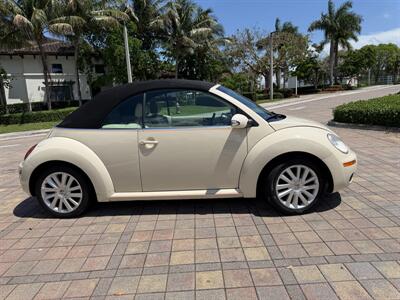 2008 Volkswagen New Beetle Convertible SE  Wow !! only 88k Miles !! HTD SEASTS !! POWER TOP !! SE MODEL !!CALL NOW 954-902-9298 - Photo 50 - Pompano Beach, FL 33069