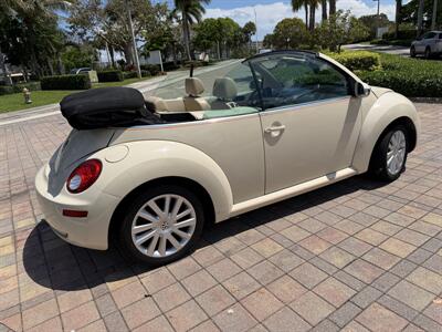 2008 Volkswagen New Beetle Convertible SE  Wow !! only 88k Miles !! HTD SEASTS !! POWER TOP !! SE MODEL !!CALL NOW 954-902-9298 - Photo 55 - Pompano Beach, FL 33069