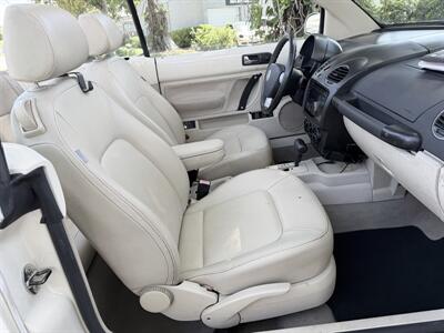 2008 Volkswagen New Beetle Convertible SE  Wow !! only 88k Miles !! HTD SEASTS !! POWER TOP !! SE MODEL !!CALL NOW 954-902-9298 - Photo 60 - Pompano Beach, FL 33069