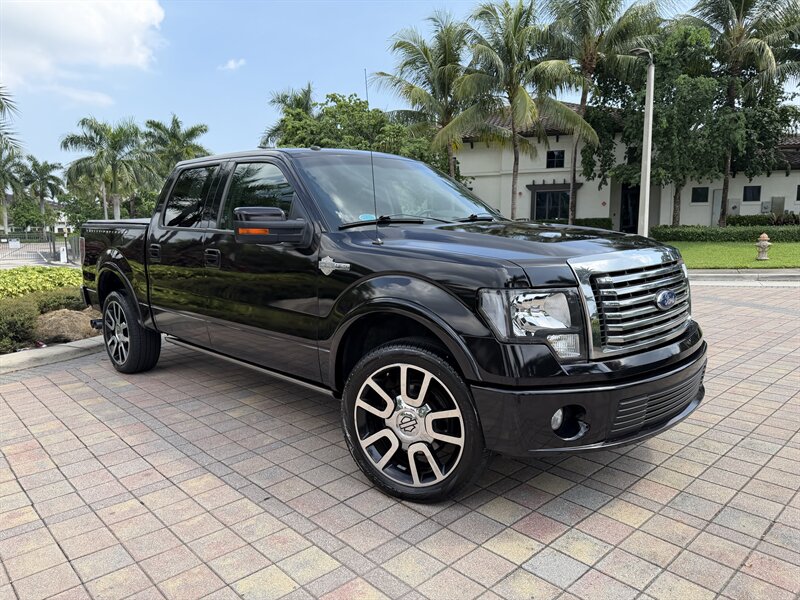 2010 Ford F-150 LIMITED  WOW !! HARLEY DAVDSON EDITION 4X4 !!! ONLY 100K MILES !!! 48 SERVICED RECORDS CARFAX !! SUNROOF !1 NAVIGATION !!