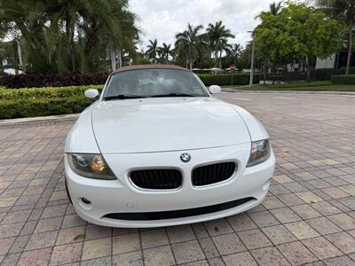 2005 BMW Z4 2.5i  CONVERTIBLE !! WOW ONLY 51K MILES !! POWER TOP !!HTD SEATS !! VIDEO !! 954-902-9298 . - Photo 5 - Pompano Beach, FL 33069