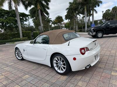 2005 BMW Z4 2.5i  CONVERTIBLE !! WOW ONLY 51K MILES !! POWER TOP !!HTD SEATS !! VIDEO !! 954-902-9298 . - Photo 34 - Pompano Beach, FL 33069