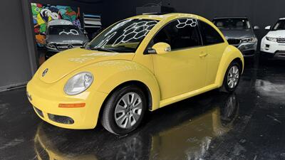 2009 Volkswagen Beetle COUPE COUPE SUPER LOW MILES 90K!!!! HARD COLOR TO FIND !!! SUN ROOF !! HTD SEATS!! CARFAX - Photo 6 - Pompano Beach, FL 33069