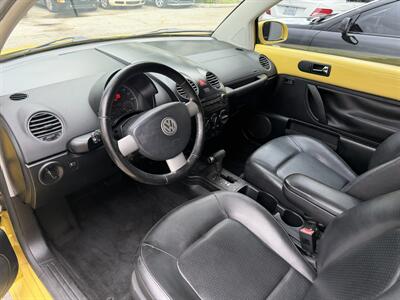 2009 Volkswagen Beetle COUPE COUPE SUPER LOW MILES 90K!!!! HARD COLOR TO FIND !!! SUN ROOF !! HTD SEATS!! CARFAX - Photo 43 - Pompano Beach, FL 33069