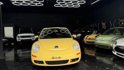 2009 Volkswagen Beetle COUPE COUPE SUPER LOW MILES 90K!!!! HARD COLOR TO FIND !!! SUN ROOF !! HTD SEATS!! CARFAX - Photo 8 - Pompano Beach, FL 33069