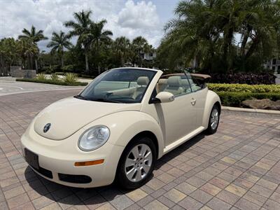 2010 Volkswagen Beetle Base PZEV WOW !! SUPER LOW MILES 80K !! BRAND NEW TOP !! HTD SEATS !! CALL NOW 954-902-9298 MATT . - Photo 1 - Pompano Beach, FL 33069