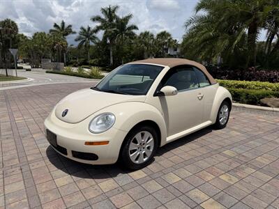 2010 Volkswagen Beetle Base PZEV WOW !! SUPER LOW MILES 80K !! BRAND NEW TOP !! HTD SEATS !! CALL NOW 954-902-9298 MATT . - Photo 8 - Pompano Beach, FL 33069