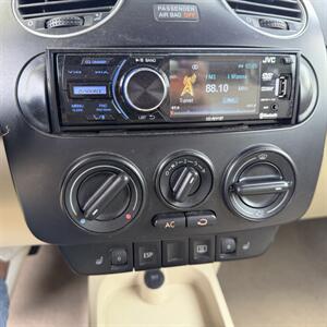 2010 Volkswagen Beetle Base PZEV WOW !! SUPER LOW MILES 80K !! BRAND NEW TOP !! HTD SEATS !! CALL NOW 954-902-9298 MATT . - Photo 57 - Pompano Beach, FL 33069