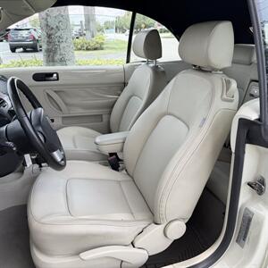 2010 Volkswagen Beetle Base PZEV WOW !! SUPER LOW MILES 80K !! BRAND NEW TOP !! HTD SEATS !! CALL NOW 954-902-9298 MATT . - Photo 56 - Pompano Beach, FL 33069