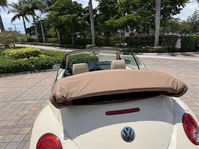 2010 Volkswagen Beetle Base PZEV WOW !! SUPER LOW MILES 80K !! BRAND NEW TOP !! HTD SEATS !! CALL NOW 954-902-9298 MATT . - Photo 29 - Pompano Beach, FL 33069