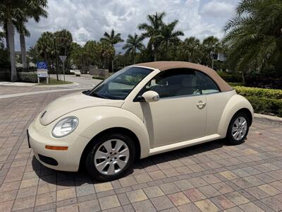 2010 Volkswagen Beetle Base PZEV WOW !! SUPER LOW MILES 80K !! BRAND NEW TOP !! HTD SEATS !! CALL NOW 954-902-9298 MATT . - Photo 3 - Pompano Beach, FL 33069
