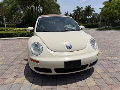 2010 Volkswagen Beetle Base PZEV WOW !! SUPER LOW MILES 80K !! BRAND NEW TOP !! HTD SEATS !! CALL NOW 954-902-9298 MATT . - Photo 9 - Pompano Beach, FL 33069