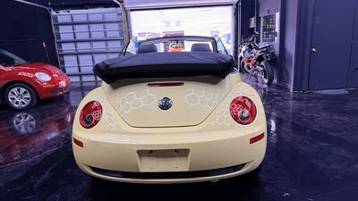 2006 Volkswagen Beetle 2.5 PZEV wow !! 59K MILES !! MELLOW YELLOW EXTREMELY HARD TO FIND !!! - Photo 9 - Pompano Beach, FL 33069