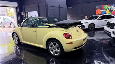 2006 Volkswagen Beetle 2.5 PZEV wow !! 59K MILES !! MELLOW YELLOW EXTREMELY HARD TO FIND !!! - Photo 27 - Pompano Beach, FL 33069