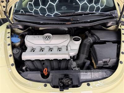 2006 Volkswagen Beetle 2.5 PZEV wow !! 59K MILES !! MELLOW YELLOW EXTREMELY HARD TO FIND !!! - Photo 26 - Pompano Beach, FL 33069