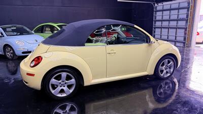 2006 Volkswagen Beetle 2.5 PZEV wow !! 59K MILES !! MELLOW YELLOW EXTREMELY HARD TO FIND !!! - Photo 41 - Pompano Beach, FL 33069